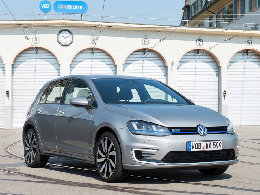  Volkswagen Golf GTE 5-Door 2014 года  (фото 27 из 45)